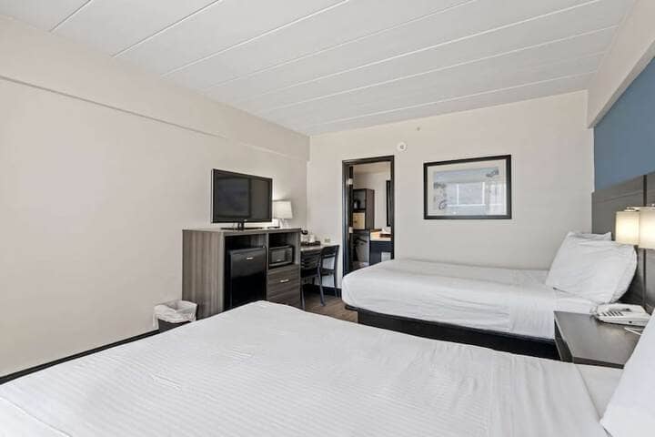 Room 14 of 46