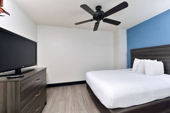 Room 7 of 46